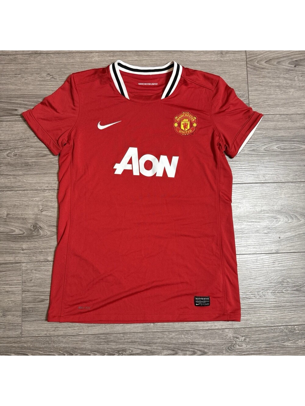 Manchester United Nike Dri-Fit 2010/11 Jersey Mens Medium